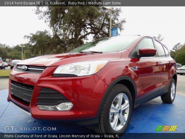2014 Ford Escape SE 2.0L EcoBoost in Ruby Red