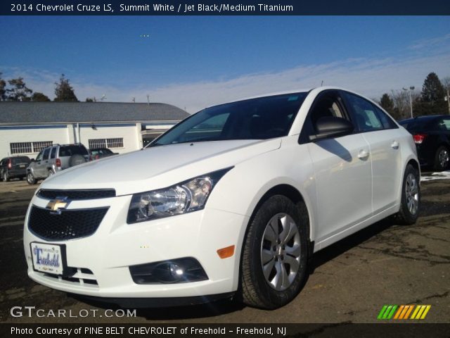 2014 Chevrolet Cruze LS in Summit White