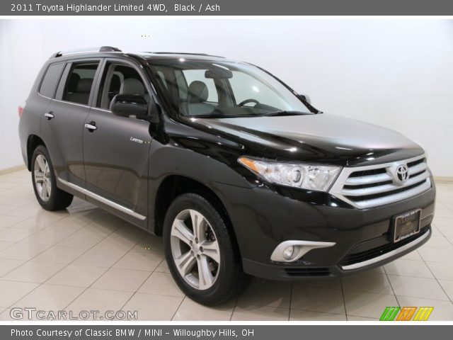 2011 Toyota Highlander Limited 4WD in Black