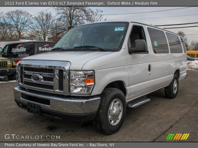 2013 Ford E Series Van E350 XLT Extended Passenger in Oxford White