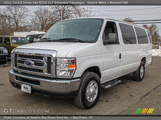 2013 Ford E Series Van E350 XLT Extended Passenger in Oxford White