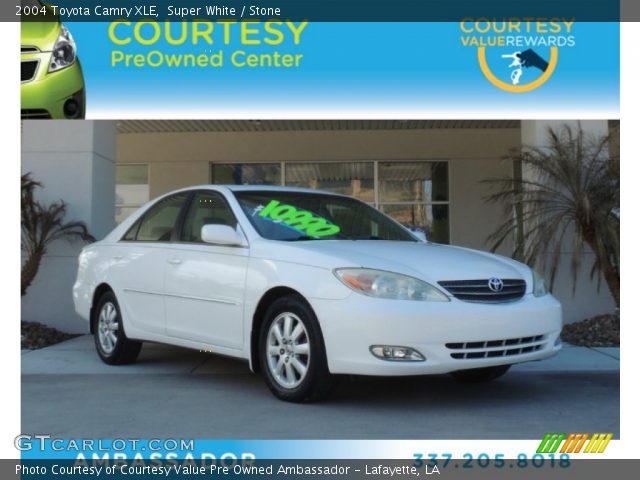 2004 Toyota Camry XLE in Super White