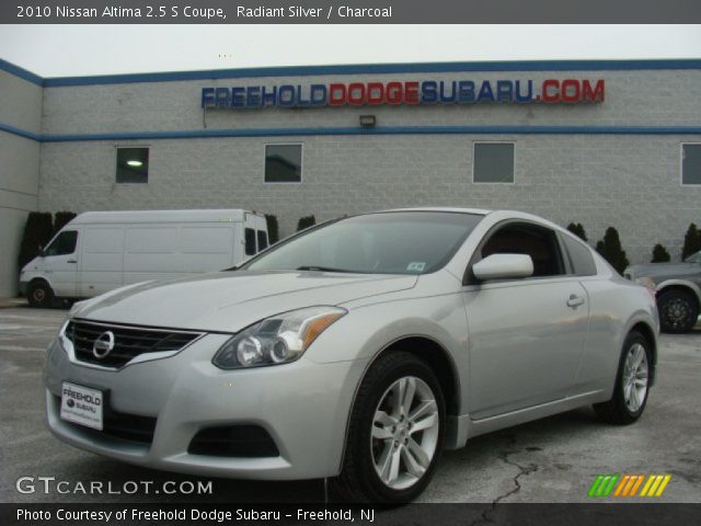 2010 Nissan Altima 2.5 S Coupe in Radiant Silver