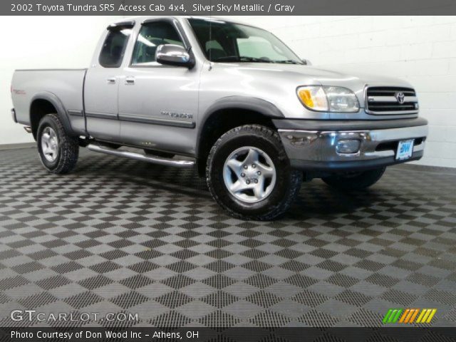 2002 Toyota Tundra SR5 Access Cab 4x4 in Silver Sky Metallic