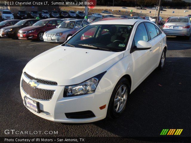 2013 Chevrolet Cruze LT in Summit White