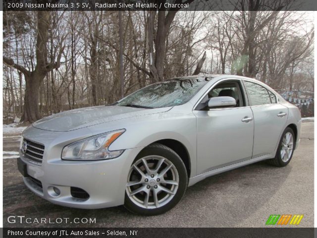 2009 Nissan Maxima 3.5 SV in Radiant Silver Metallic
