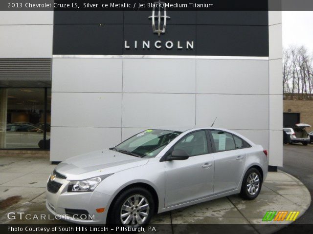 2013 Chevrolet Cruze LS in Silver Ice Metallic