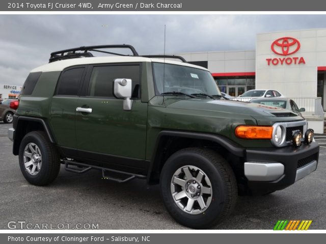 2014 Toyota FJ Cruiser 4WD in Army Green