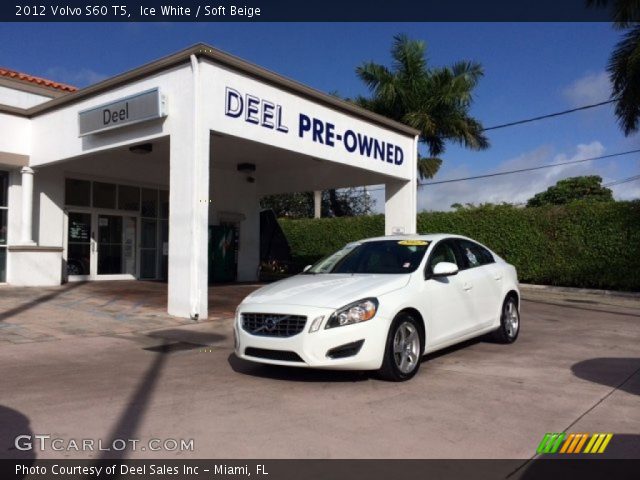 2012 Volvo S60 T5 in Ice White