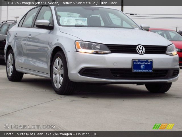 2014 Volkswagen Jetta SE Sedan in Reflex Silver Metallic