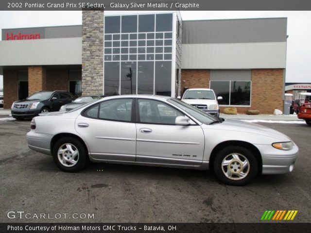 2002 Pontiac Grand Prix SE Sedan in Galaxy Silver Metallic