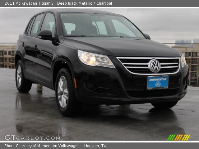 2011 Volkswagen Tiguan S in Deep Black Metallic