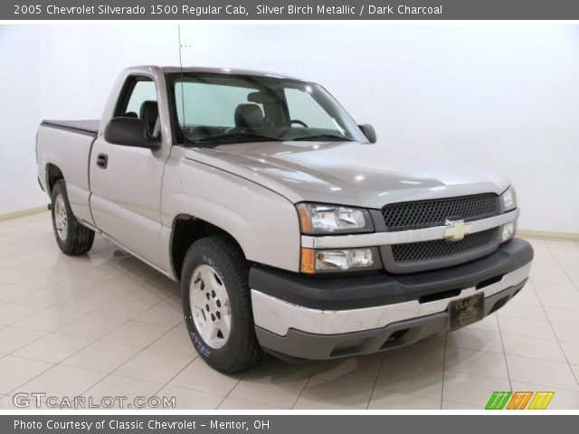 2005 Chevrolet Silverado 1500 Regular Cab in Silver Birch Metallic