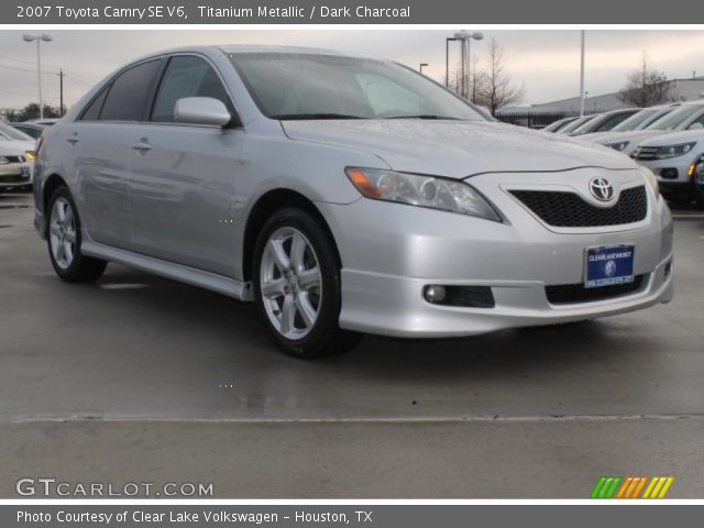 2007 Toyota Camry SE V6 in Titanium Metallic