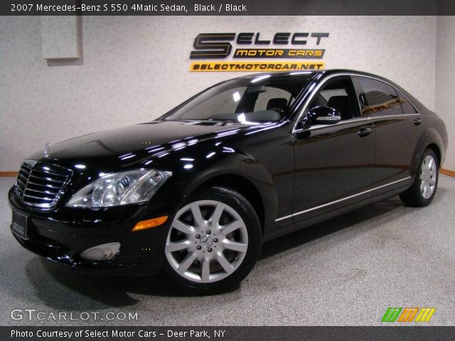 2007 Mercedes-Benz S 550 4Matic Sedan in Black