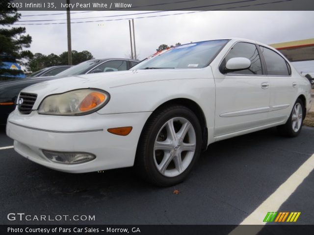 2003 Infiniti I 35 in Ivory Pearl White