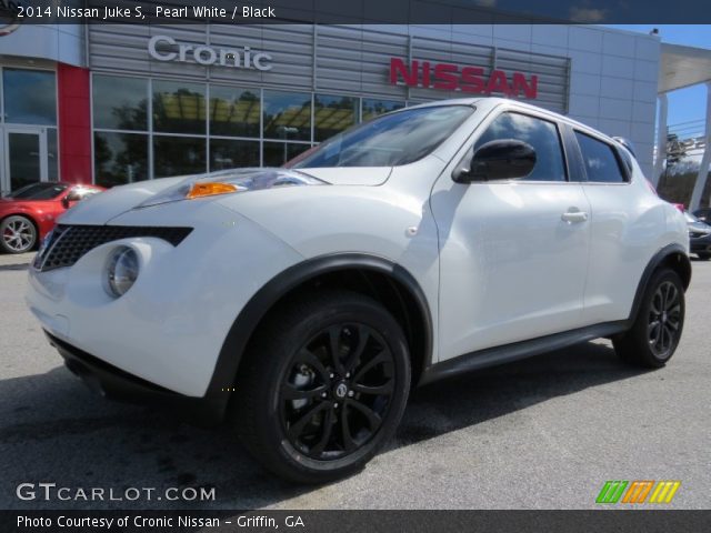 2014 Nissan Juke S in Pearl White