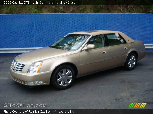 2006 Cadillac DTS  in Light Cashmere Metallic