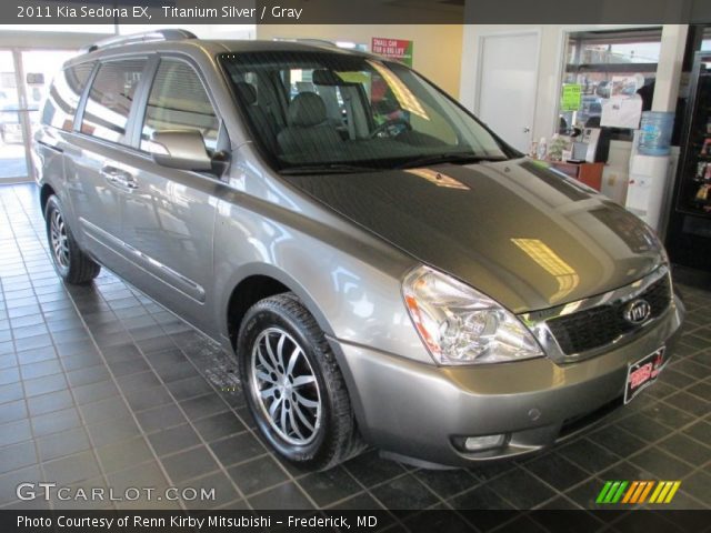 2011 Kia Sedona EX in Titanium Silver