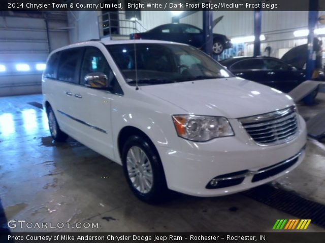 2014 Chrysler Town & Country Limited in Bright White