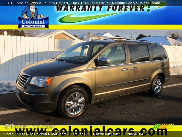 2010 Chrysler Town & Country Limited in Dark Titanium Metallic