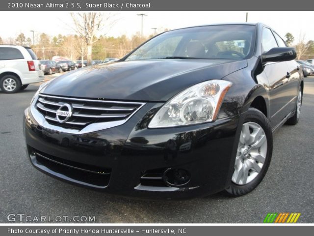 2010 Nissan Altima 2.5 S in Super Black