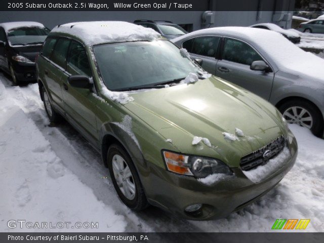2005 Subaru Outback 2.5i Wagon in Willow Green Opal