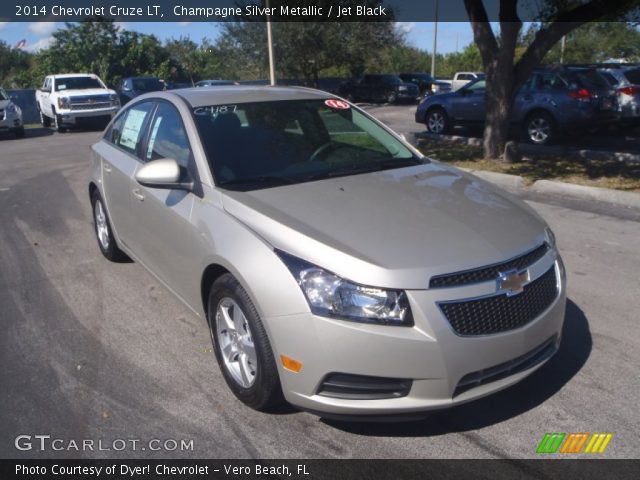 2014 Chevrolet Cruze LT in Champagne Silver Metallic