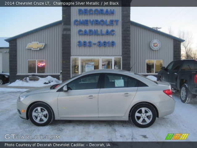 2014 Chevrolet Cruze LT in Champagne Silver Metallic