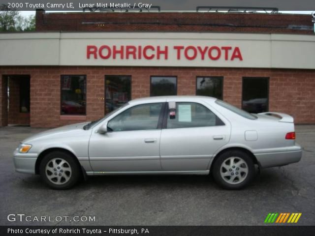 2000 Toyota Camry LE in Lunar Mist Metallic