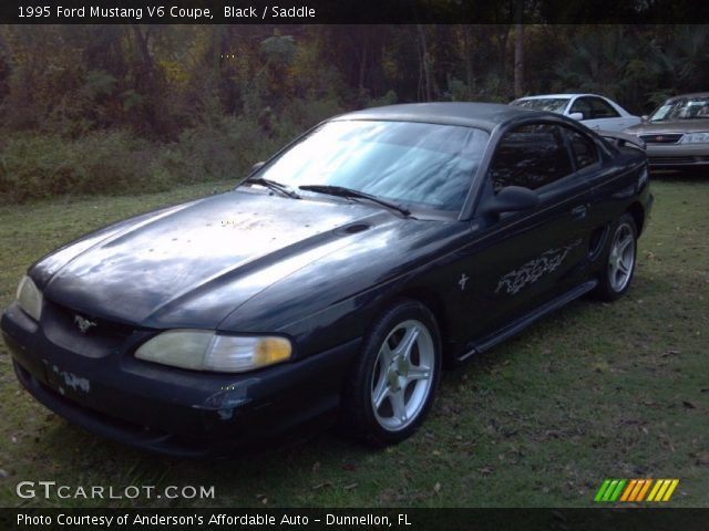 1995 Ford Mustang V6 Coupe in Black