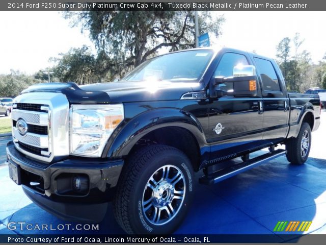 2014 Ford F250 Super Duty Platinum Crew Cab 4x4 in Tuxedo Black Metallic