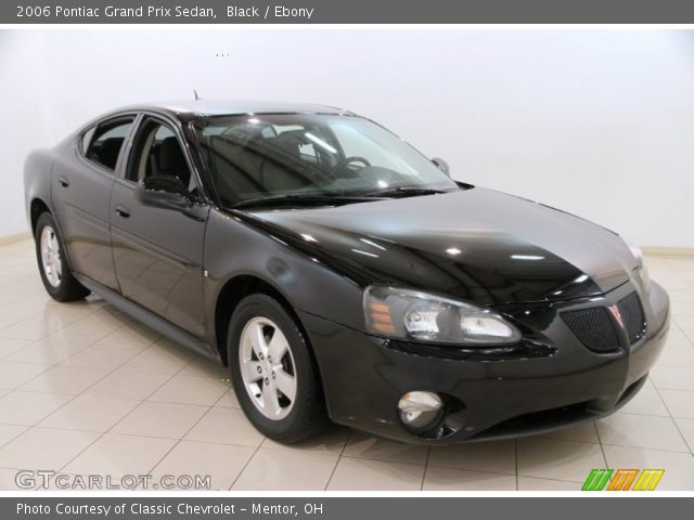 2006 Pontiac Grand Prix Sedan in Black