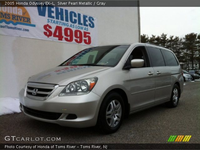 2005 Honda Odyssey EX-L in Silver Pearl Metallic