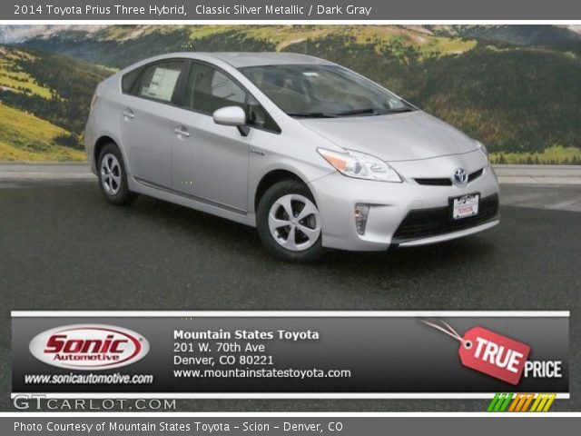 2014 Toyota Prius Three Hybrid in Classic Silver Metallic