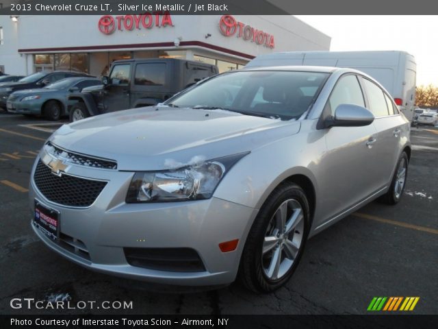 2013 Chevrolet Cruze LT in Silver Ice Metallic