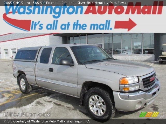 2005 GMC Sierra 1500 SLE Extended Cab 4x4 in Silver Birch Metallic