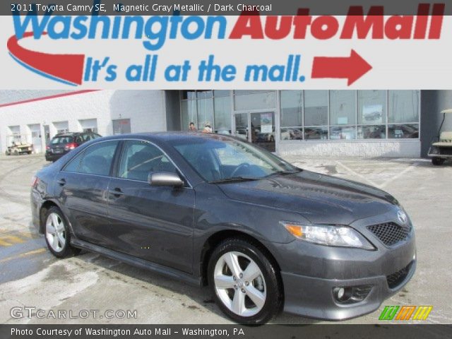 2011 Toyota Camry SE in Magnetic Gray Metallic