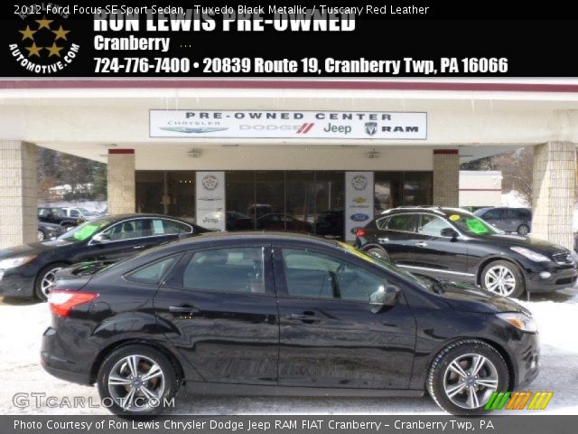 2012 Ford Focus SE Sport Sedan in Tuxedo Black Metallic