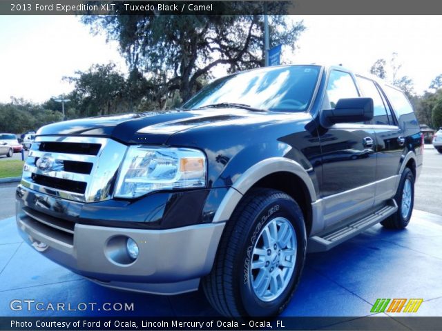 2013 Ford Expedition XLT in Tuxedo Black