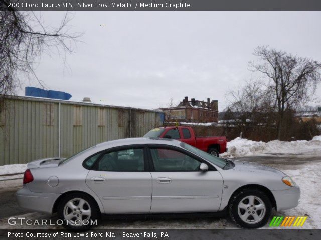 2003 Ford Taurus SES in Silver Frost Metallic