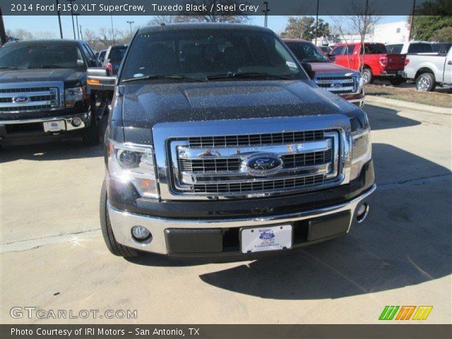2014 Ford F150 XLT SuperCrew in Tuxedo Black
