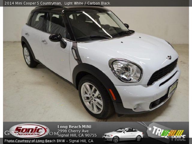 2014 Mini Cooper S Countryman in Light White