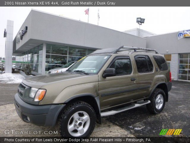 2001 Nissan Xterra XE V6 4x4 in Gold Rush Metallic