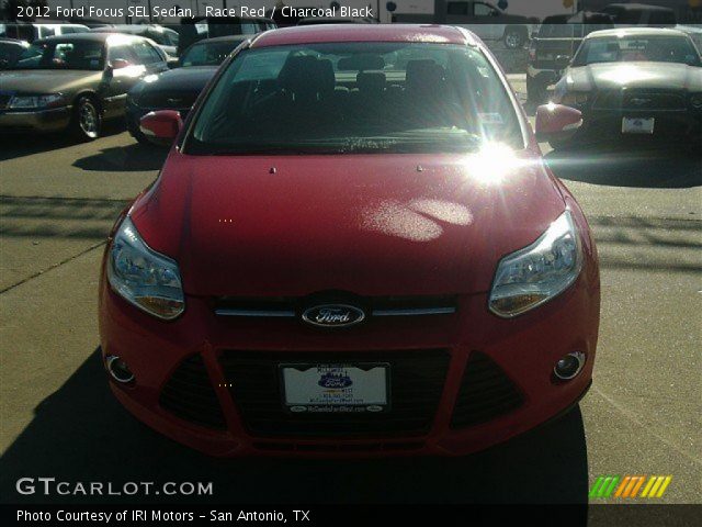 2012 Ford Focus SEL Sedan in Race Red