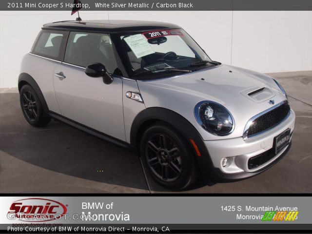 2011 Mini Cooper S Hardtop in White Silver Metallic