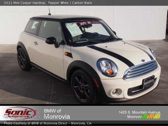 2011 Mini Cooper Hardtop in Pepper White