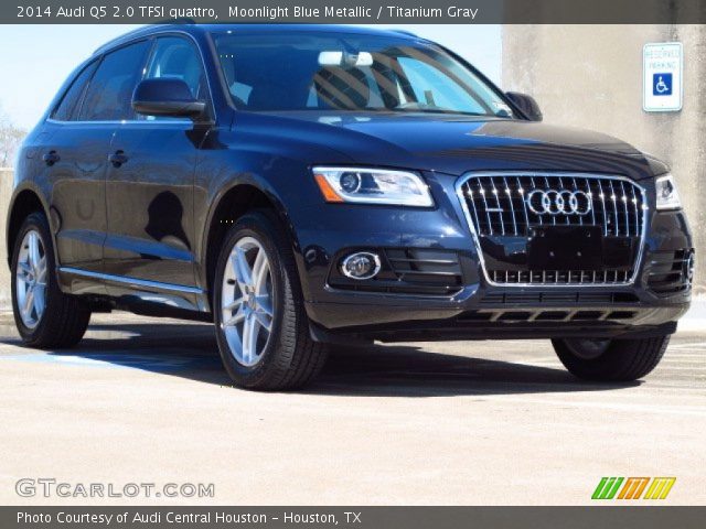 2014 Audi Q5 2.0 TFSI quattro in Moonlight Blue Metallic