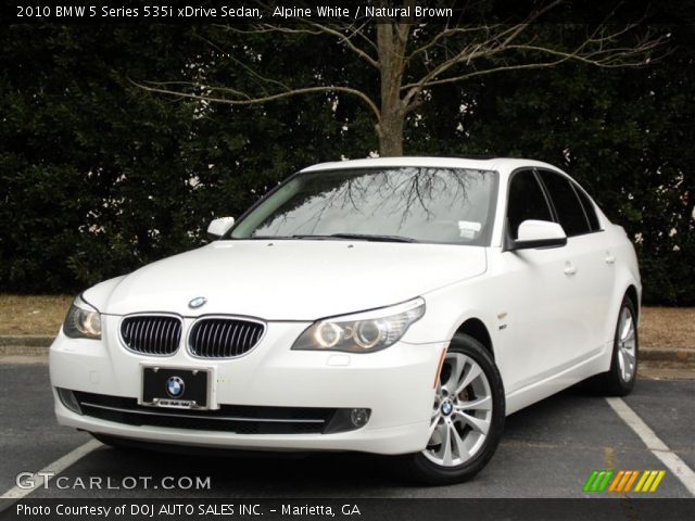 2010 BMW 5 Series 535i xDrive Sedan in Alpine White