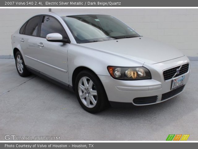 2007 Volvo S40 2.4i in Electric Silver Metallic